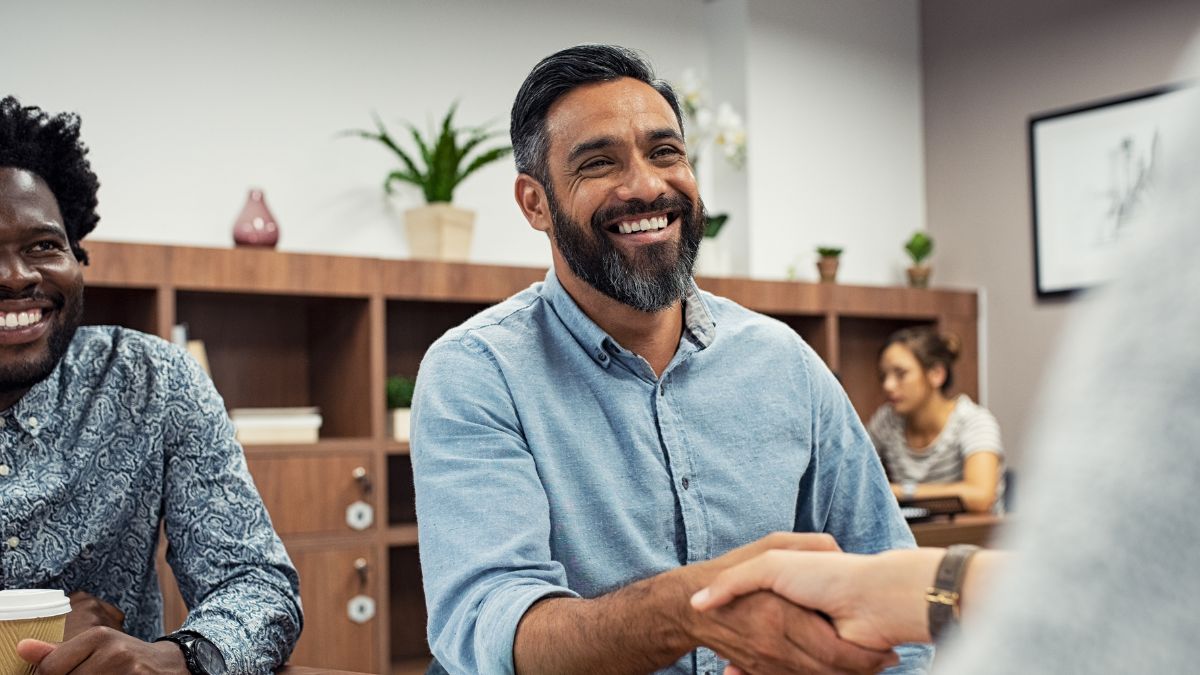 Como transformar clientes em promotores da sua marca?